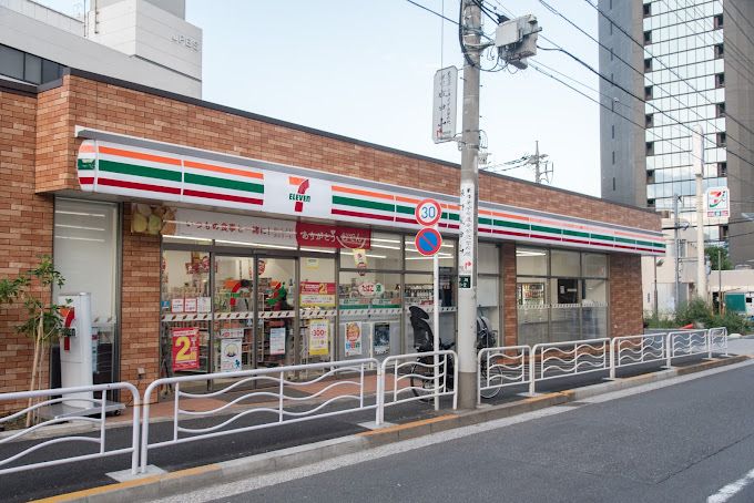 コンビニ　セブンイレブン 江東深川2丁目店（コンビニ）まで157m