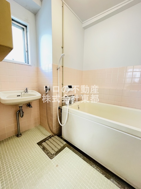 バス・シャワールーム　追焚機能付なので経済的です！