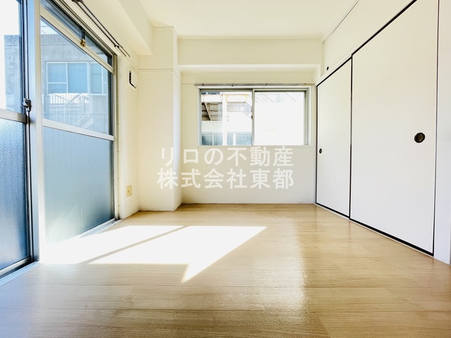 その他　２面採光なので、明るく風通しのよい過ごしやすいお部屋です♪