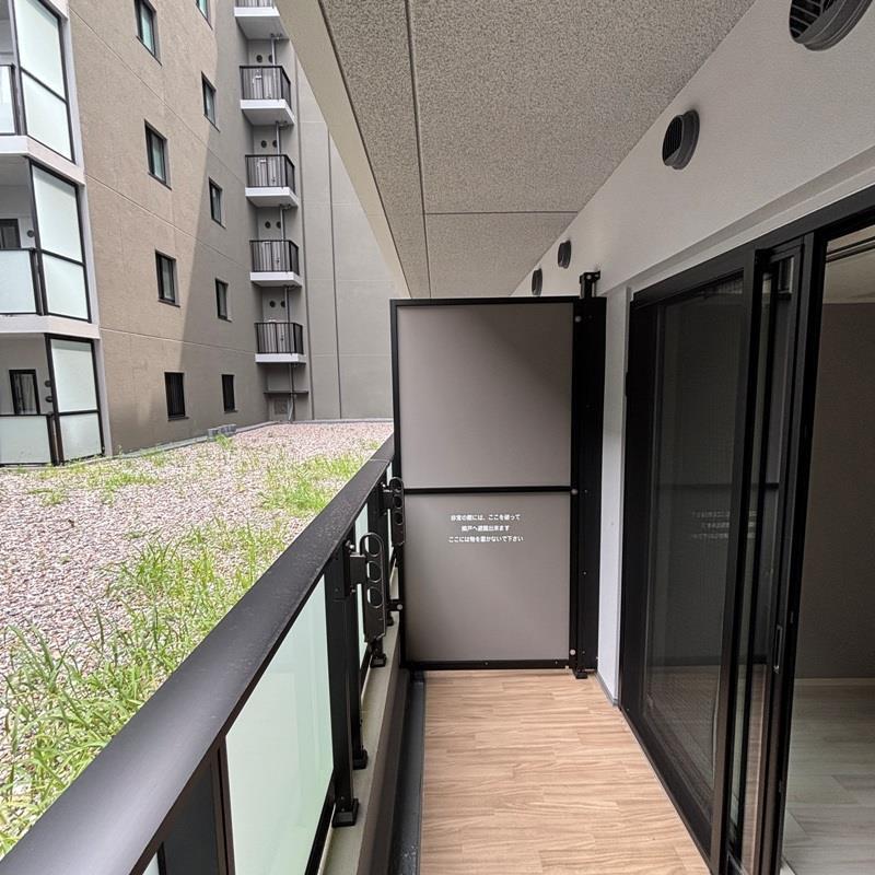 バルコニー　※別部屋の参考写真です。