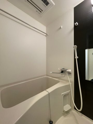 バス・シャワールーム　同マンション別部屋参考写真