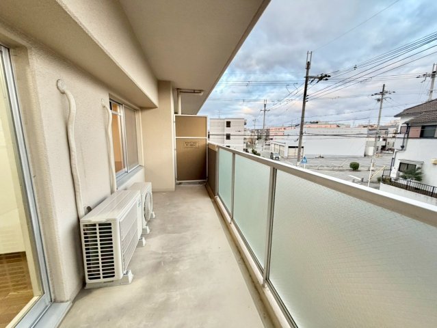 バルコニー　バルコニー