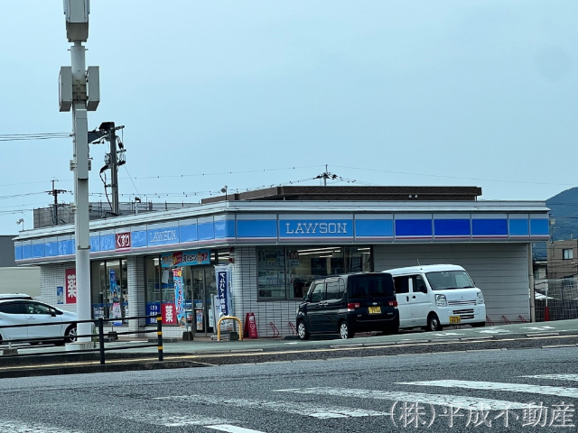 コンビニ　ローソン熊本さんさん城南店（コンビニ）まで527m