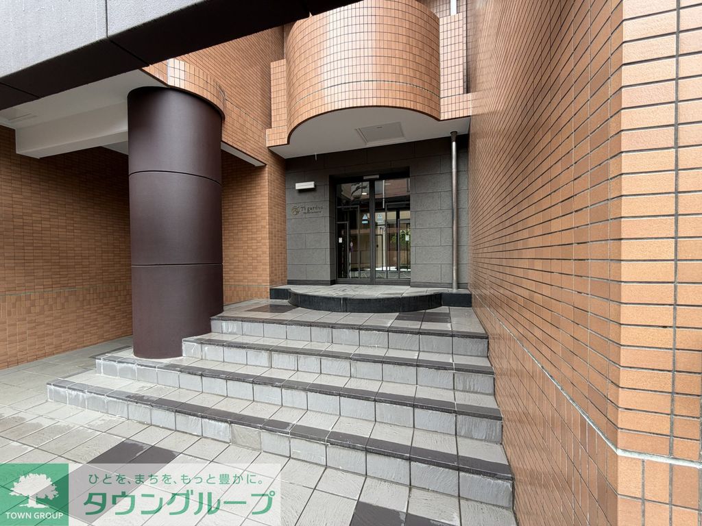 エントランス　部屋探しは株式会社　タウンハウジング　までお気軽にお問合せ…