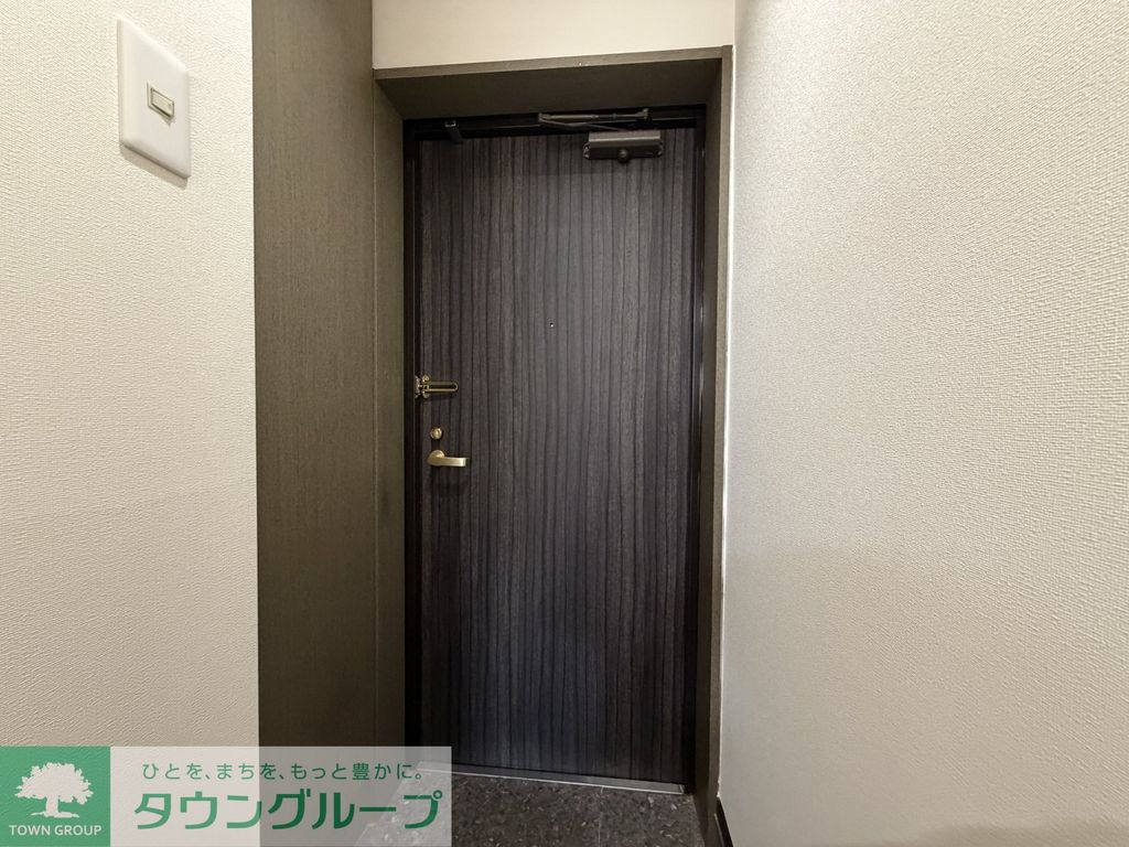 玄関　お部屋探しは株式会社　タウンハウジング　までお気軽にお問合…