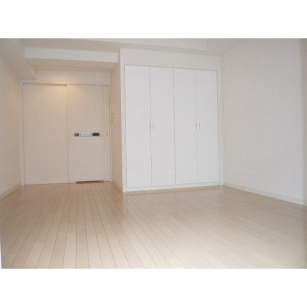 居室・リビング　エアコン付きで初期費用を抑えられます♪