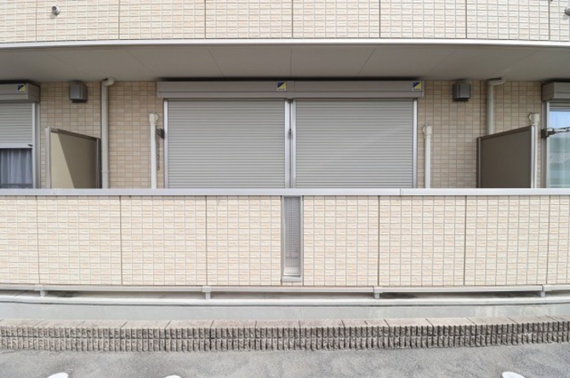 バルコニー　図面と現状に相違がある場合には現状を優先