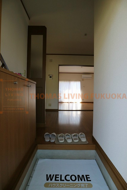 玄関　※別号室参考写真