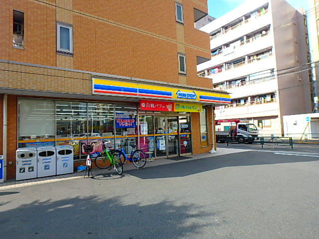 コンビニ　ミニストップ 西小岩5丁目店（コンビニ）まで49m