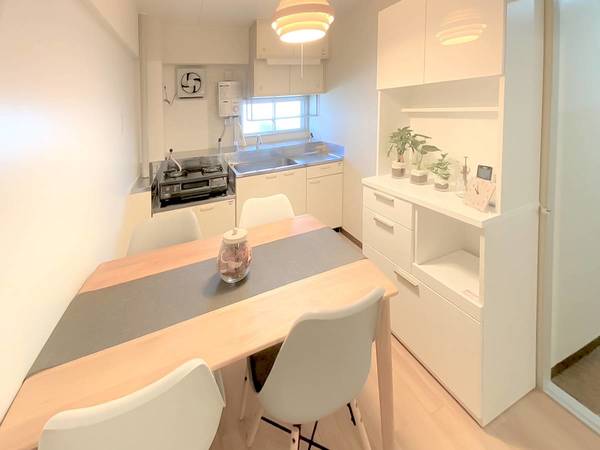 キッチン　モデルルームの写真です