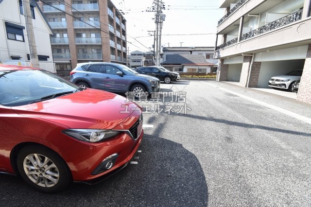 駐車場　敷地内駐車場