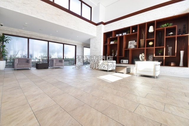 ロビー　エントランス内