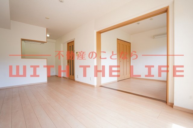 居室・リビング　ゆったりとした居間です