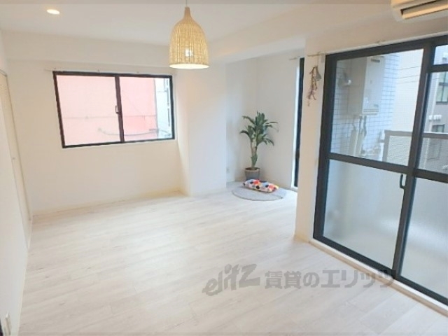 居室・リビング　洋室