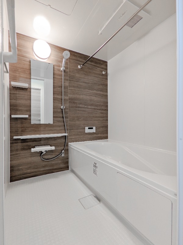 バス・シャワールーム　図面と現状に相違がある場合には現状を優先