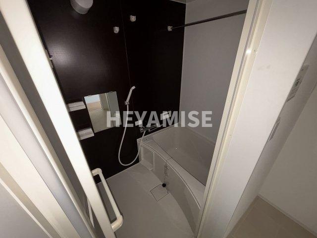 バス・シャワールーム　※室内画像は別号室のもの