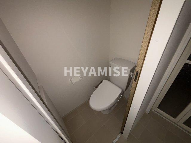 トイレ　※室内画像は別号室のもの