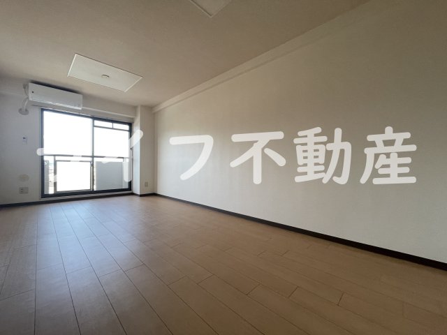 居室・リビング　使いやすい居間です