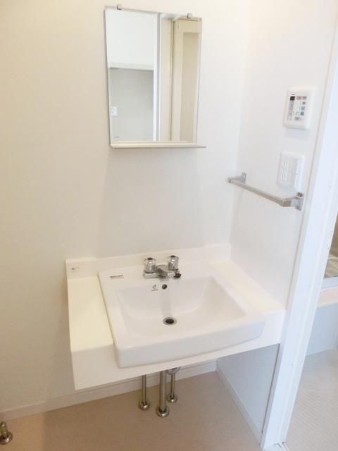 洗面設備　独立洗面台付き★