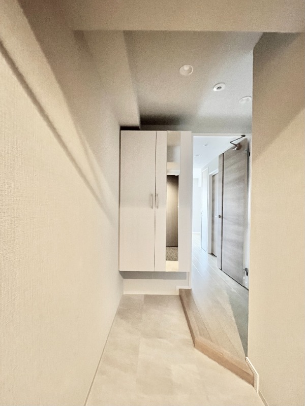 玄関　※室内同タイプの写真使用