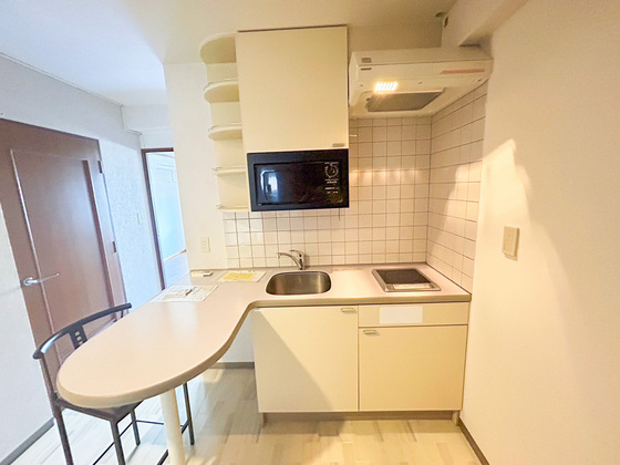 キッチン　※別部屋の写真です