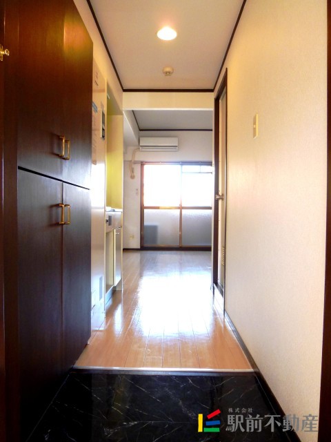 玄関　※写真は同タイプ別部屋