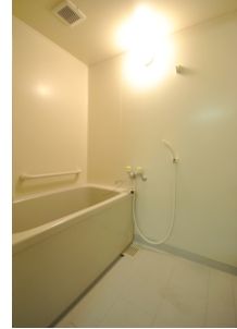 バス・シャワールーム　お風呂です