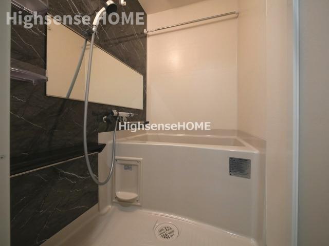 バス・シャワールーム　日々の疲れを癒すお風呂付です