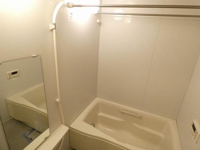 バス・シャワールーム　バス※別部屋参考写真