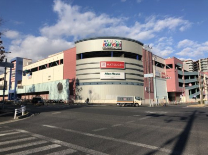 ショッピングセンター　COMBOX(コムボックス)光明池（ショッピングセンター）まで656m