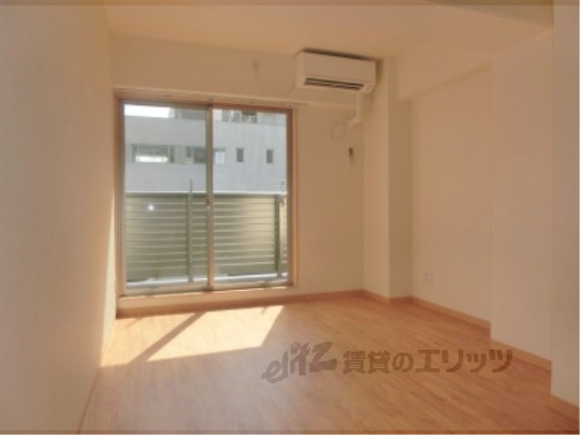 居室・リビング　居室