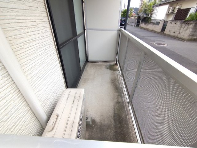 バルコニー　他のお部屋の参考写真となります。