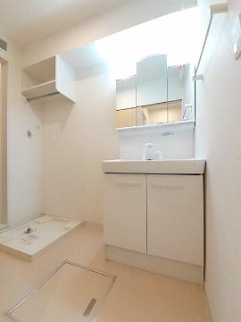 洗面設備　洗髪洗面化粧台