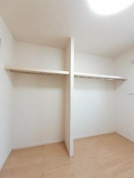 収納　クローゼット