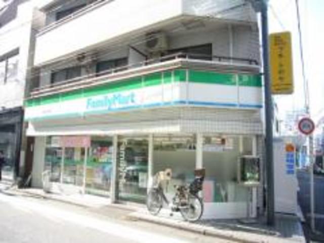 コンビニ　ファミリーマート渋谷神山町店（コンビニ）まで490m