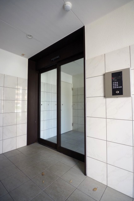 エントランス　オートロック