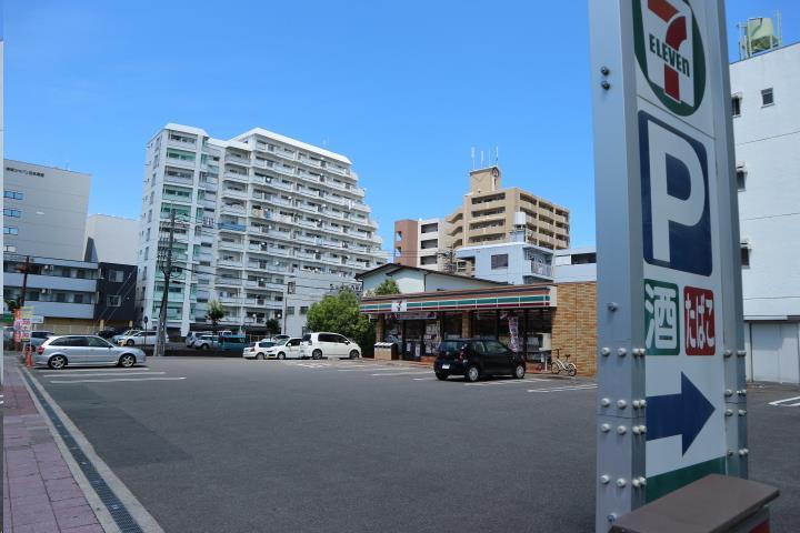 コンビニ　セブンイレブン宮崎橘通東5丁目店（コンビニ）まで242m