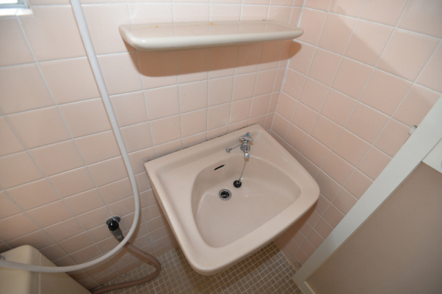 洗面設備　コンパクトで使いやすい洗面所