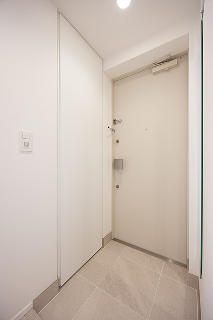 玄関　※写真は同タイプ住戸です。