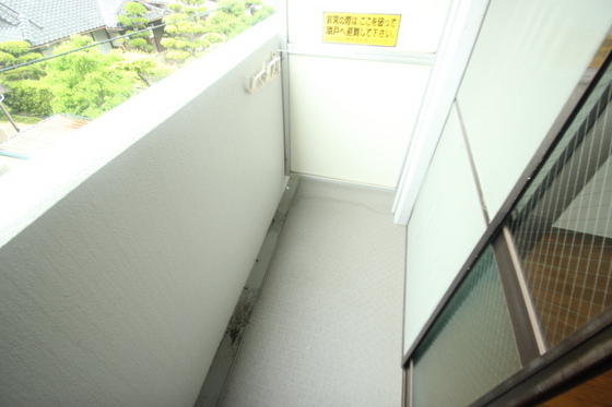 バルコニー　※別号室の写真です