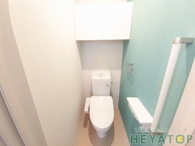 トイレ　温水洗浄便座