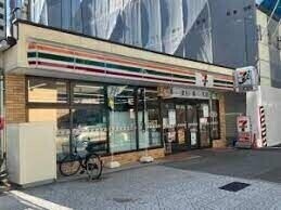コンビニ　セブンイレブン大阪立売堀3丁目店（コンビニ）まで1m