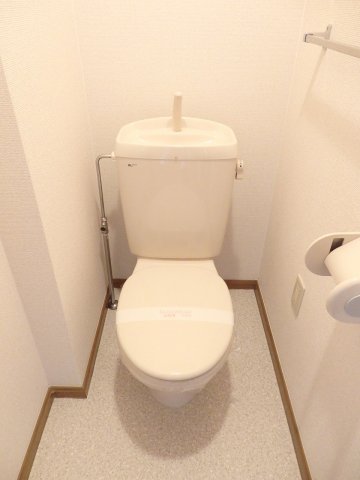 トイレ　落ち着いたトイレです