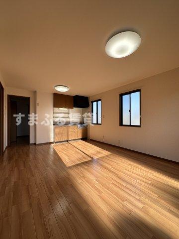 居室・リビング　同仕様　同施工会社　リビング