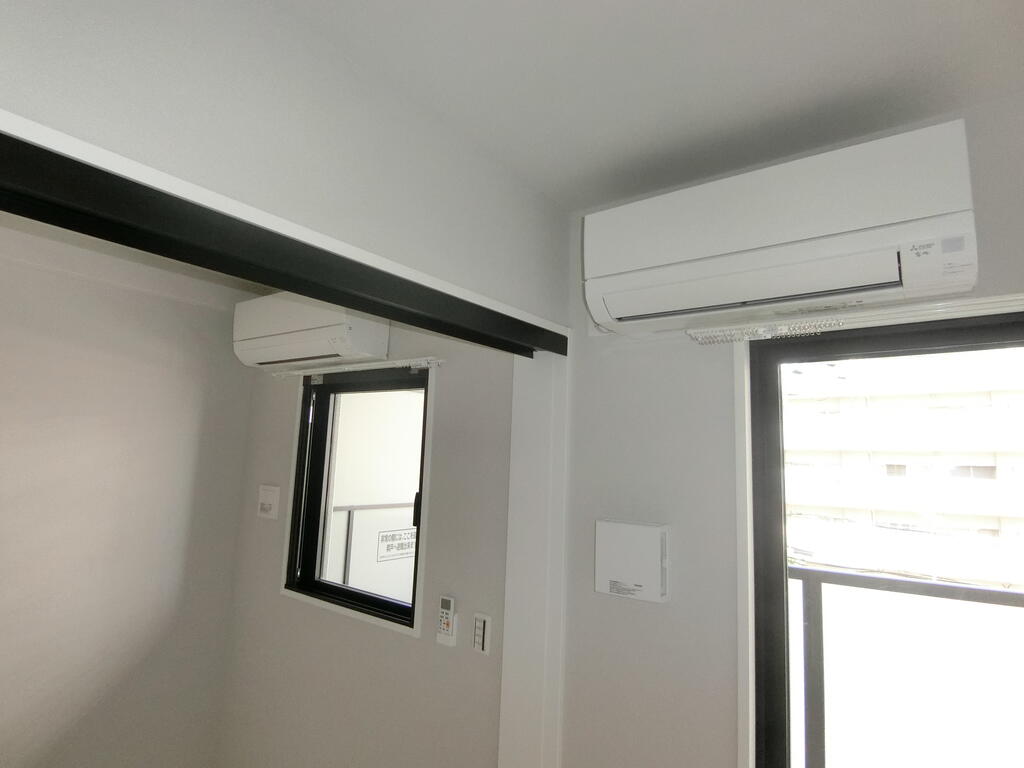 その他設備　エアコン2台
