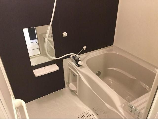 バス・シャワールーム　♪サッパリ爽快バスタイム！♪