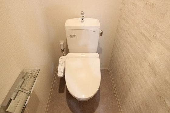 トイレ　※別部屋の写真です