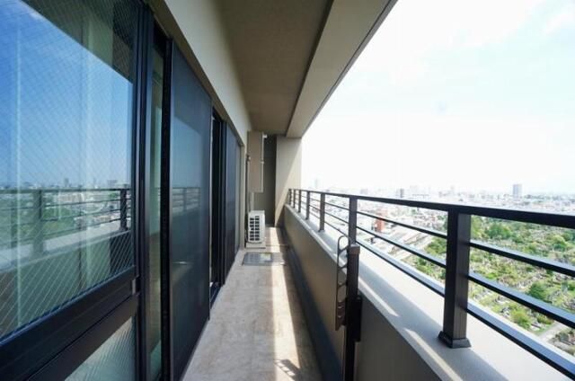 バルコニー　バルコニー付きです