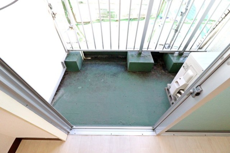 バルコニー　図面と現状に相違がある場合には現状を優先