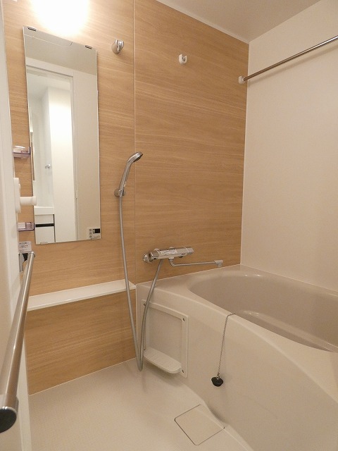 バス・シャワールーム　バス